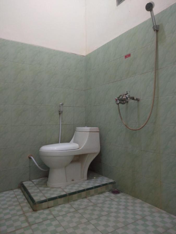 Hotel Tentrem Syariah Probolinggo Exteriör bild